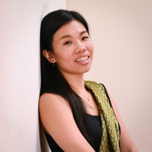 Tracy Wong Headshot